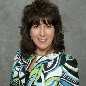 Meet your Posher, Coni